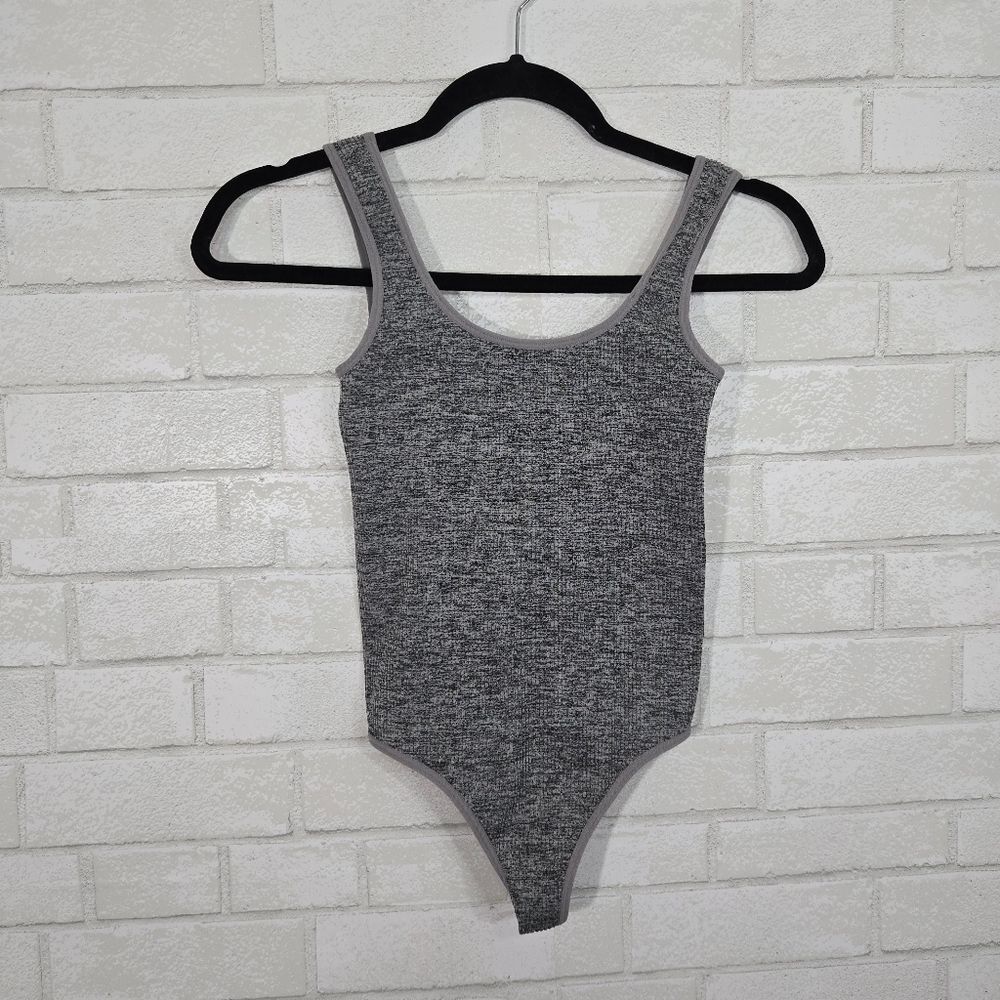 Colsie gray bodysuit